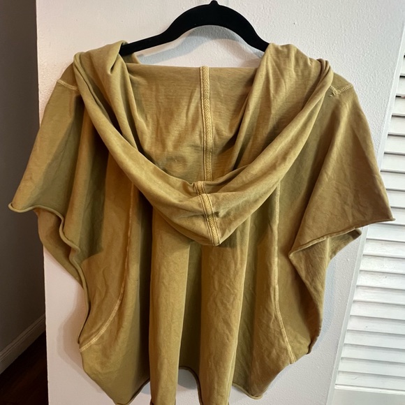 Free People Movement hooded top - Picture 2 of 5